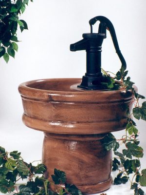 Fontaine pompe manuelle