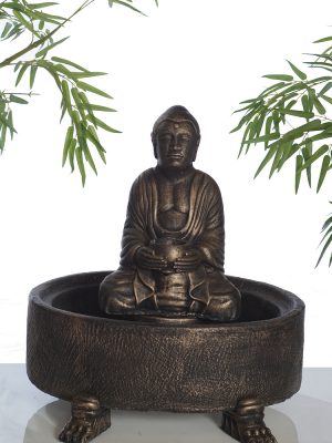 Fontaine de bouddha assit
