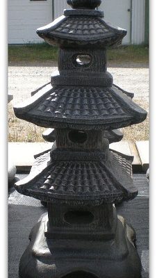 Ornement de jardin lanterne pagode