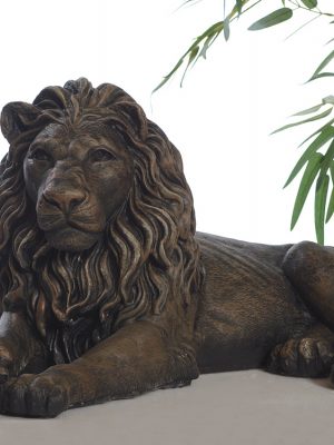 Statue de jardin lion couché