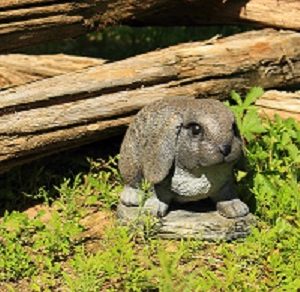 Statue de jardin petit lapin