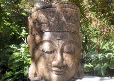 Sculpture de tête de femme orientale